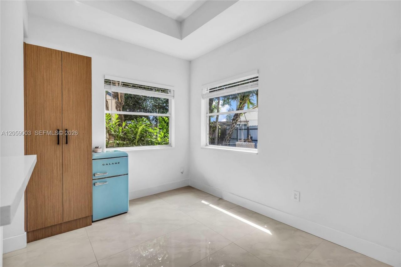 8651 SW 12th St , Pembroke Pines, FL 33025 Photo