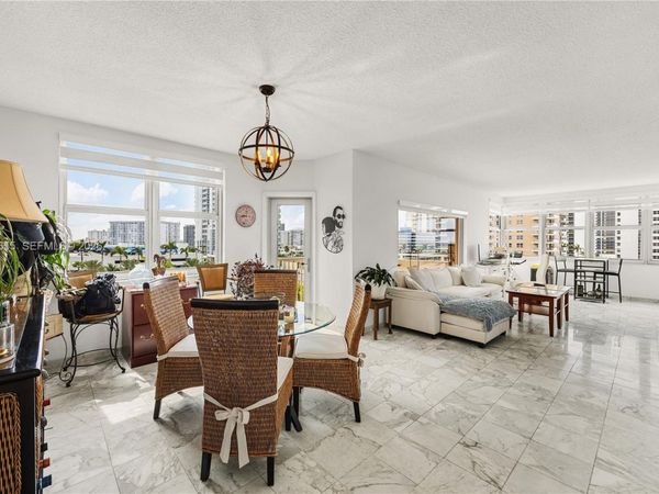1950 S Ocean Dr, Unit 5F, Hallandale Beach, FL 33009
