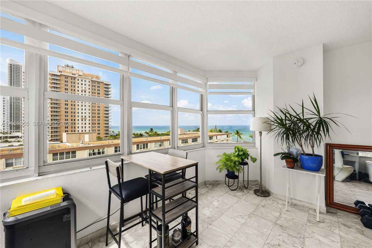 1950 S Ocean Dr, Unit 5F, Hallandale Beach, FL 33009 Photo