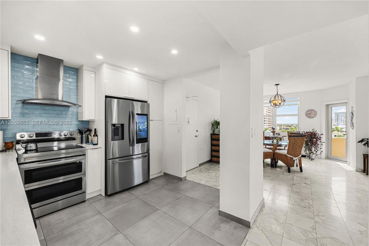 1950 S Ocean Dr, Unit 5F, Hallandale Beach, FL 33009 Photo