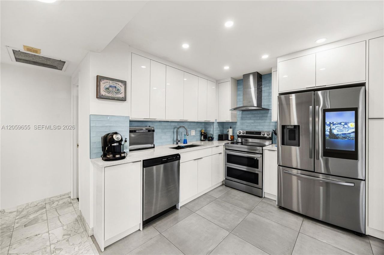 1950 S Ocean Dr, Unit 5F, Hallandale Beach, FL 33009 Photo