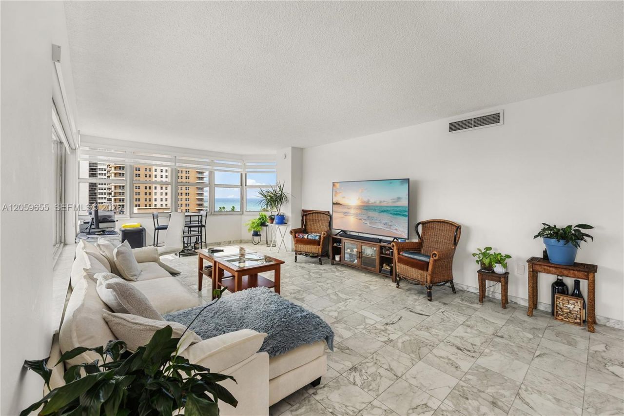 1950 S Ocean Dr, Unit 5F, Hallandale Beach, FL 33009 Photo