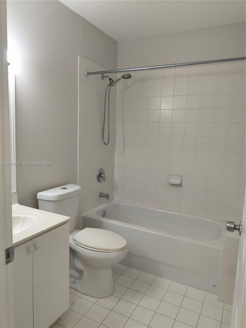 22641 SW 88th Pl, Unit 304, Cutler Bay, FL 33190 Photo