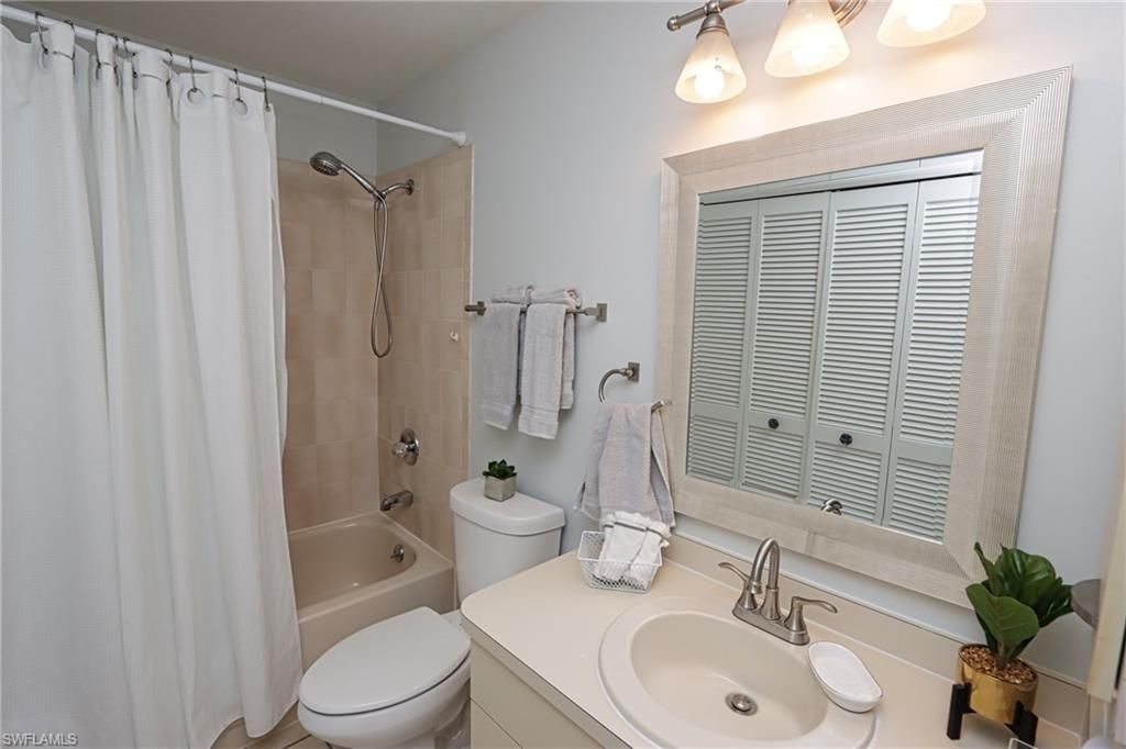 10805 Queen Anne Ln, Unit 203, Naples, FL 34109 Photo