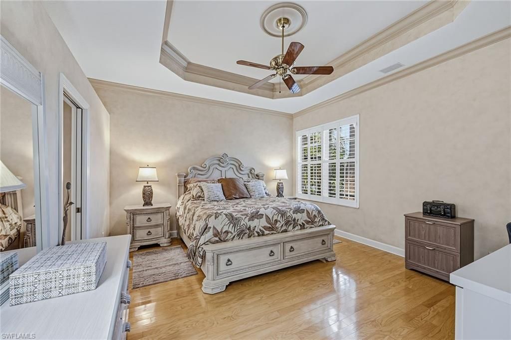 2325 Island Cove Cir, Naples, FL 34109 Photo