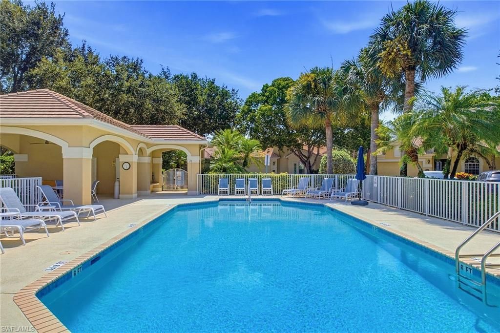 2325 Island Cove Cir, Naples, FL 34109 Photo