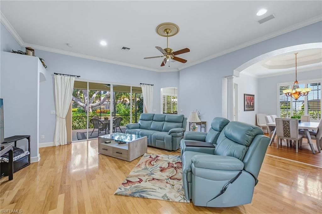 2325 Island Cove Cir, Naples, FL 34109 Photo