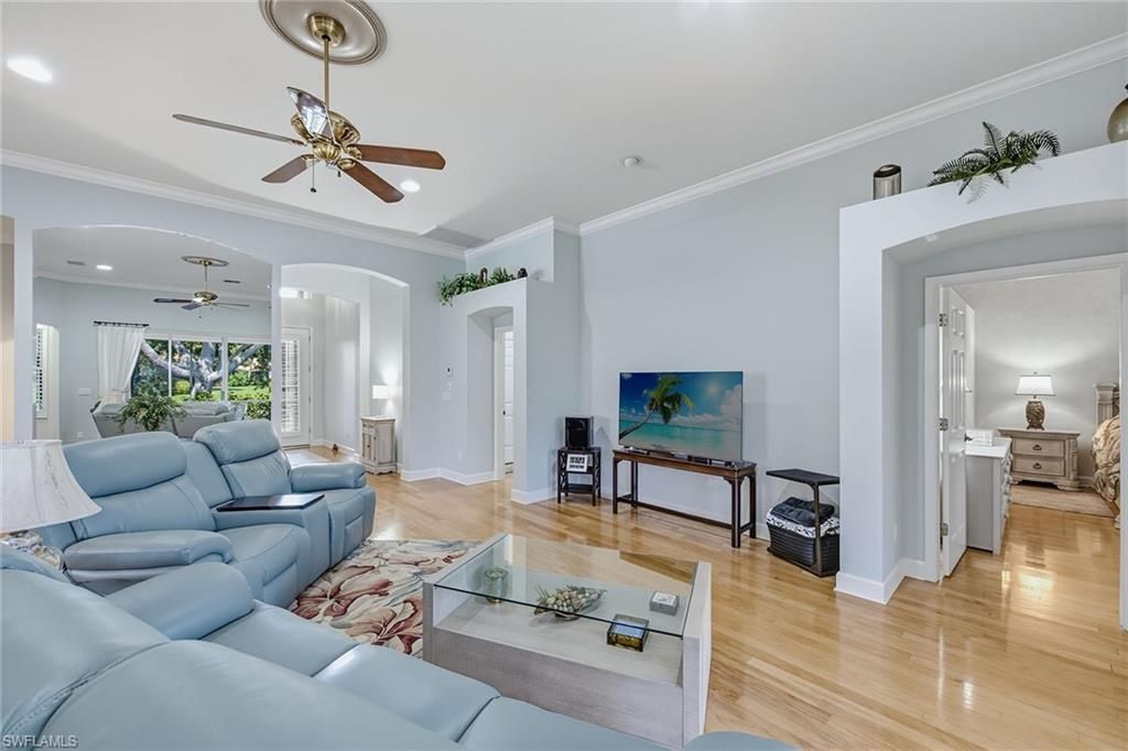 2325 Island Cove Cir, Naples, FL 34109 Photo