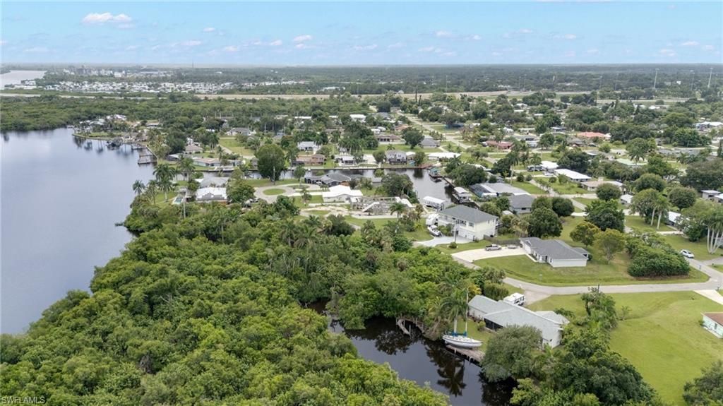 315 Shore Dr , Fort Myers, FL 33905 Photo