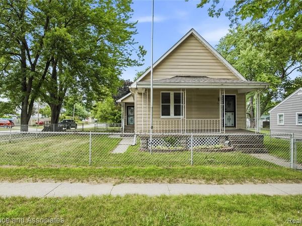 1429 Division Street , Port Huron, MI 48060