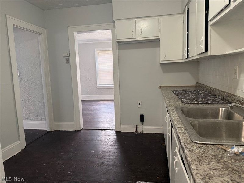 2272 S Taylor Road, Cleveland Heights, OH 44118 Photo 17
