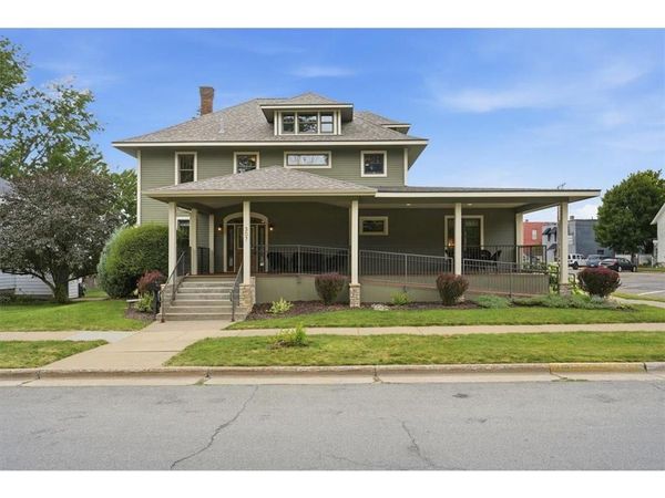 307 S Arch Avenue, New Richmond, WI 54017
