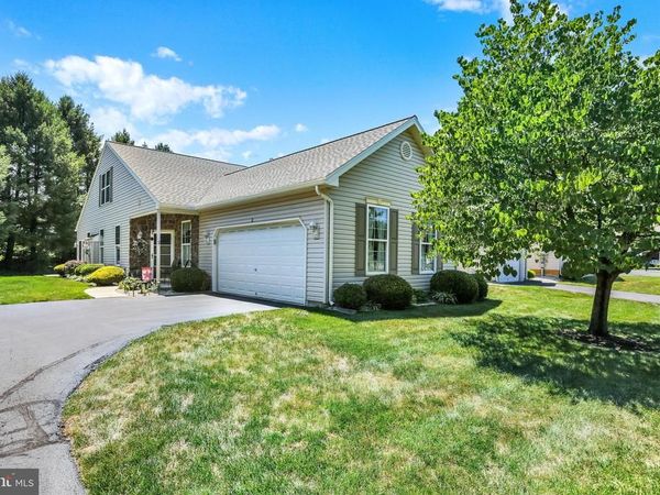 2 TURNING LEAF WAY, READING, PA 19605