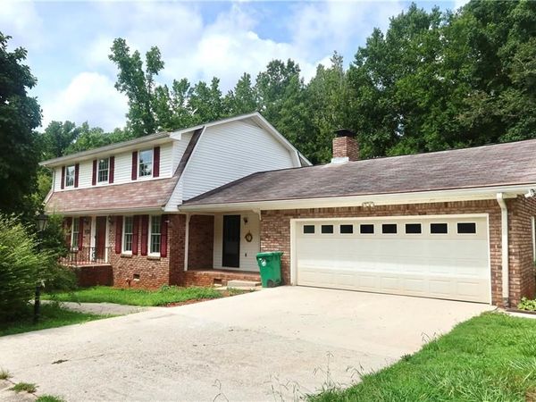 4213 Autumn Hill Drive , Stone Mountain, GA 30083