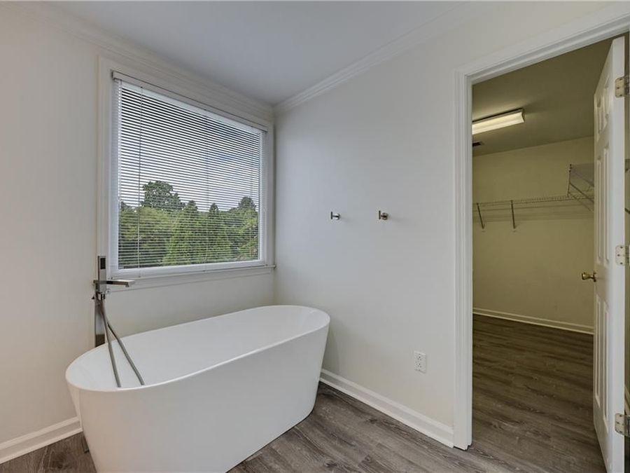 Property Image 60