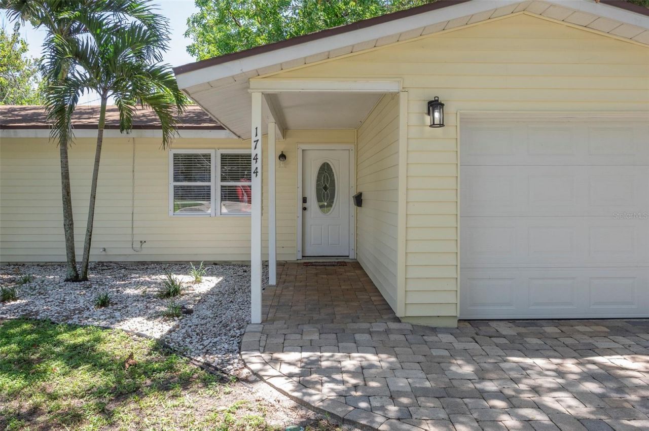 1744 26th Avenue N, Saint Petersburg, FL 33713 Photo