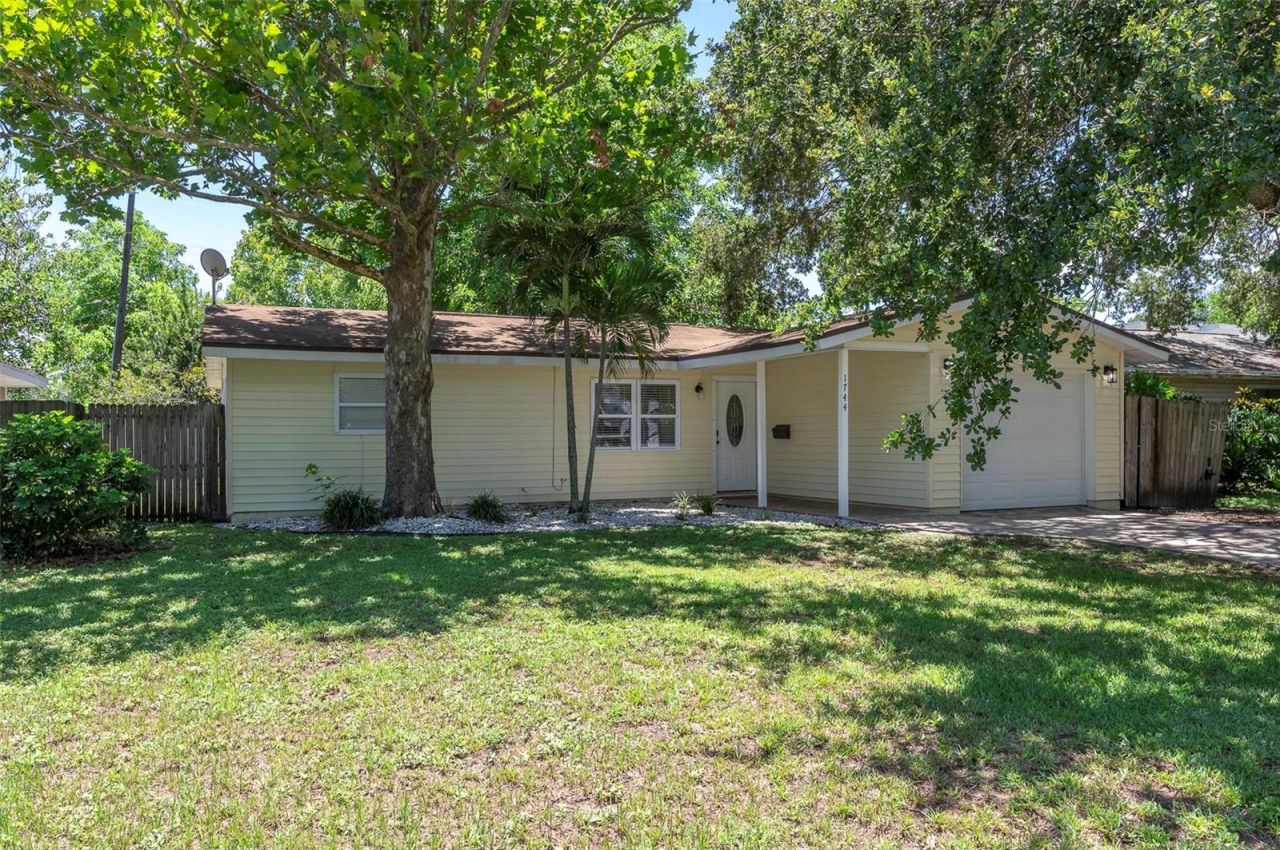 1744 26th Avenue N, Saint Petersburg, FL 33713 Photo