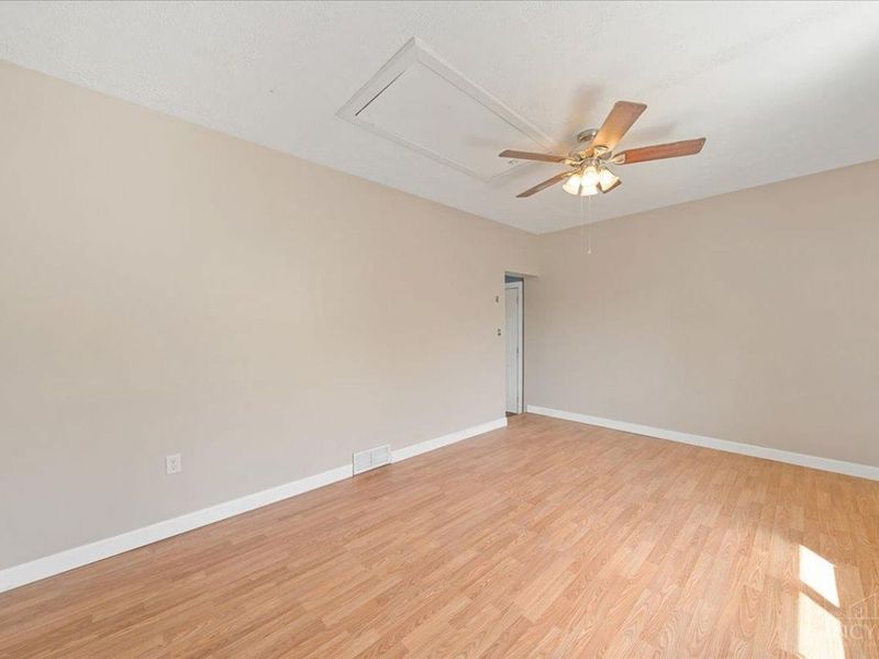 4050 Hutchinson Road, Green Township, OH 45248 Photo 10