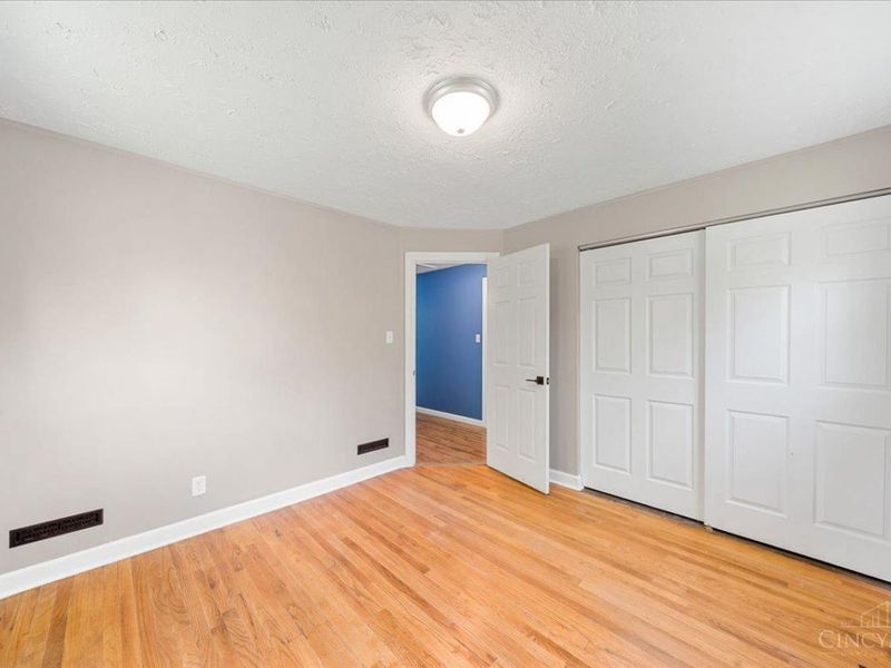 4050 Hutchinson Road, Green Township, OH 45248 Photo 13