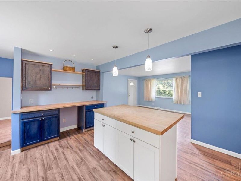 4050 Hutchinson Road, Green Township, OH 45248 Photo 7