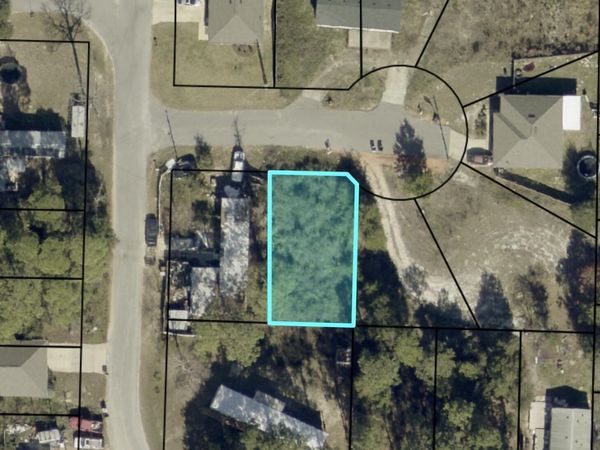 5895 Pendleton Court, Gulf Breeze, FL 32563