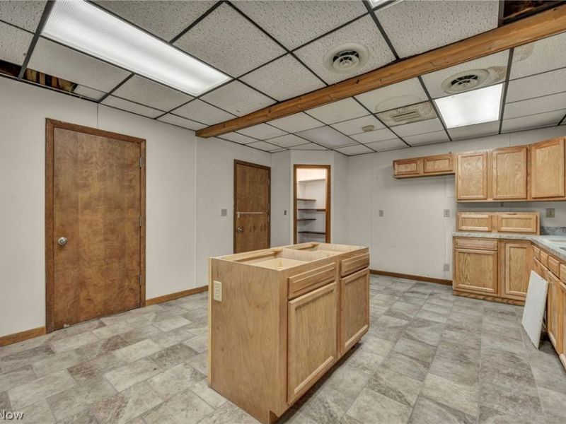 1319 W Erie Avenue , Lorain, OH 44052 Photo 19