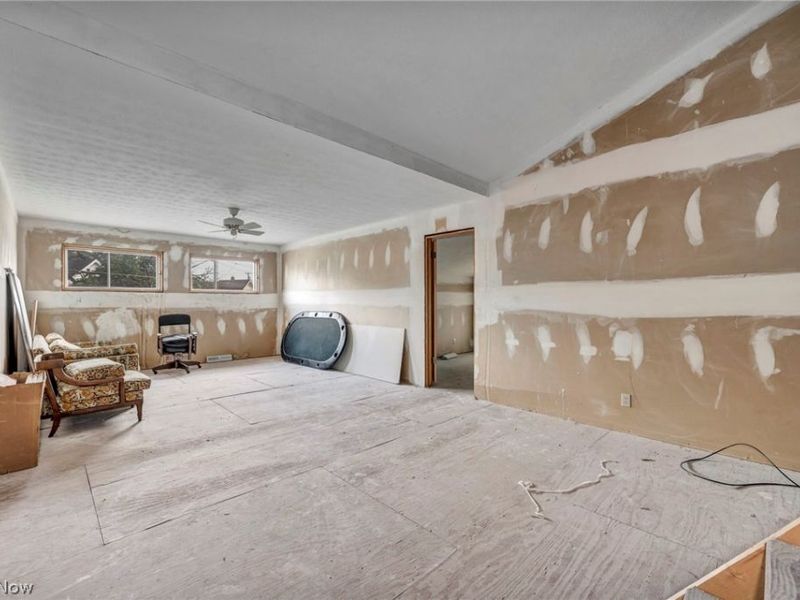 1319 W Erie Avenue , Lorain, OH 44052 Photo 36