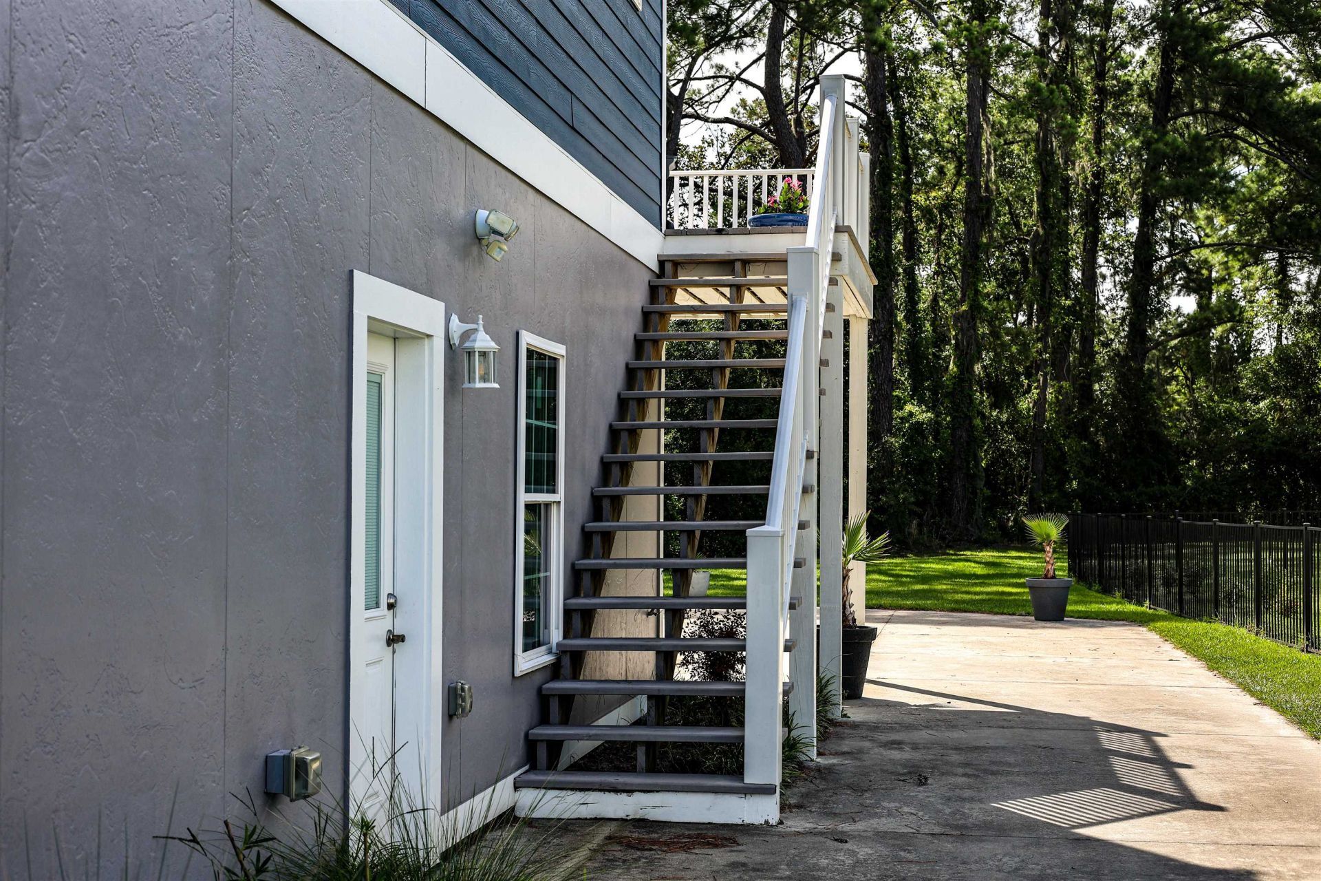 100 Oak Bay Dr. Photo 15