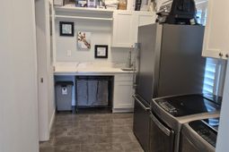 100 Oak Bay Dr.  photo 4