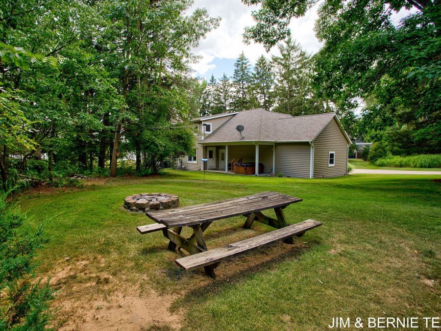 Property Image 100
