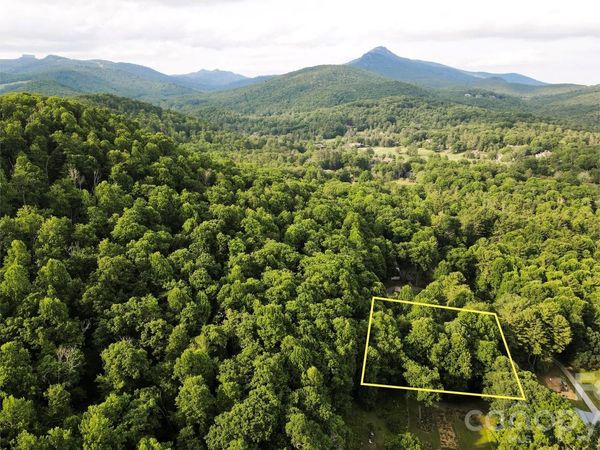 01 Coffey Road, Linville, NC 28646