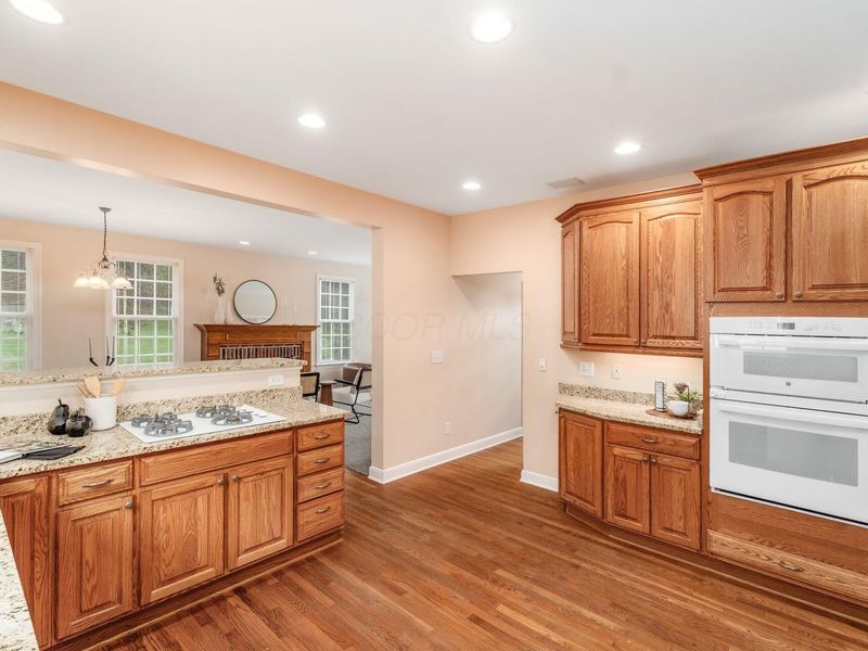 384 Longford Drive , Granville, OH 43023 Photo 14