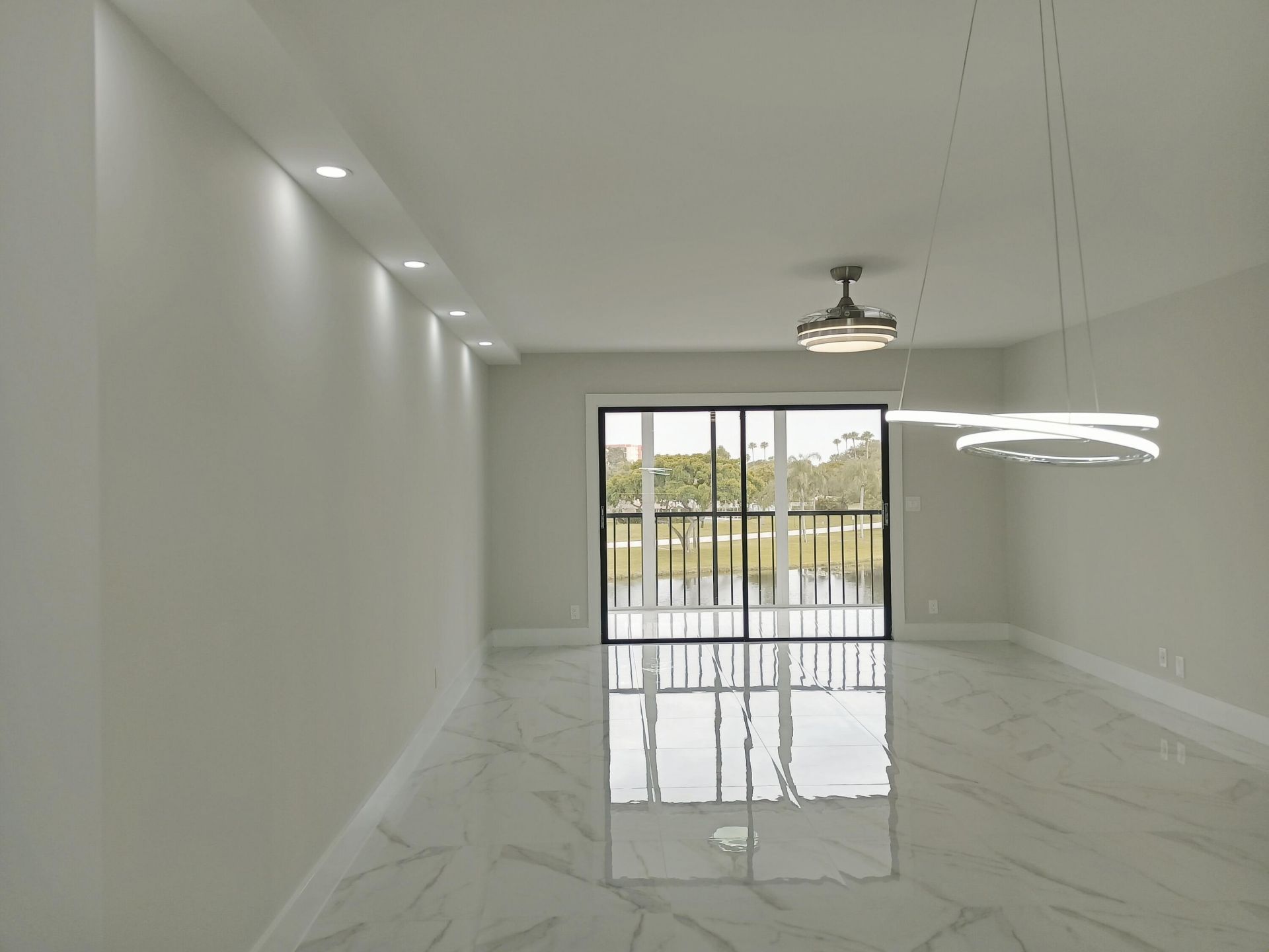 7320 Amberly Lane, Unit 305, Delray Beach, FL 33446 Photo
