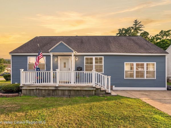 1033 Mckinley Avenue, Rotterdam, NY 12303