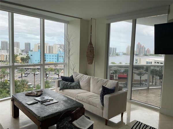 18201 Collins Ave , Unit 901A, Sunny Isles Beach, FL 33160