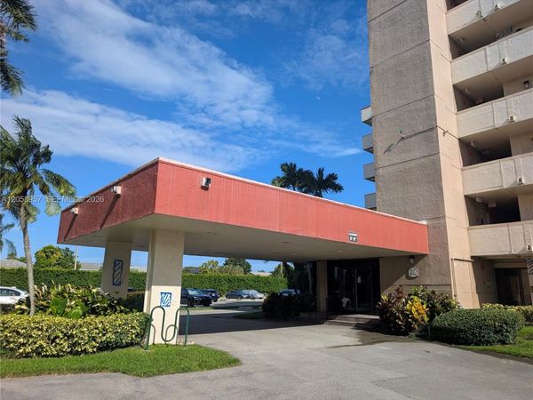 8900 Washington Blvd , Unit 505, Pembroke Pines, FL 33025