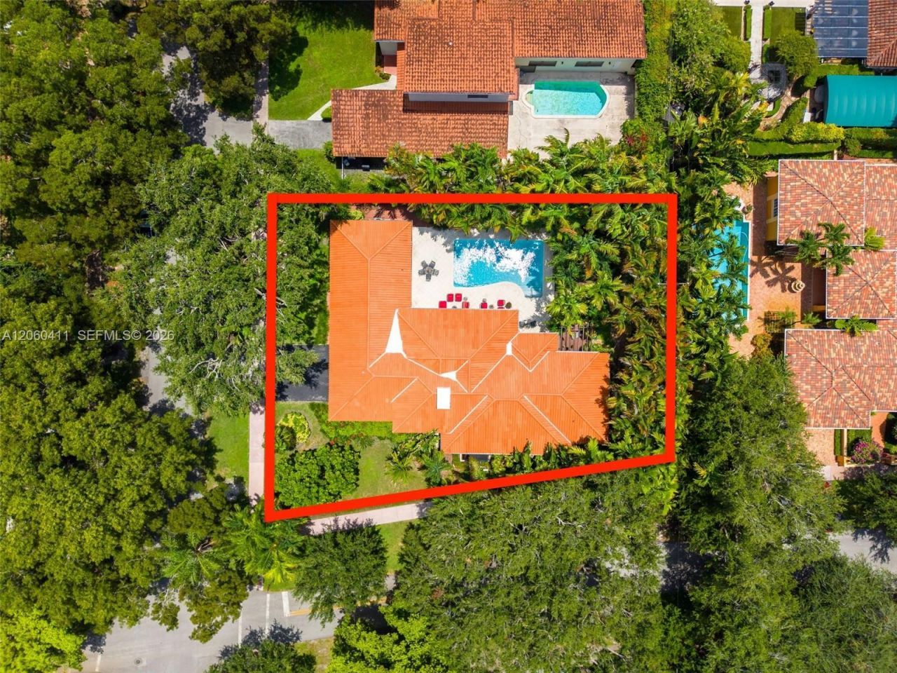2301 N Greenway Dr, Coral Gables, FL 33134 Photo