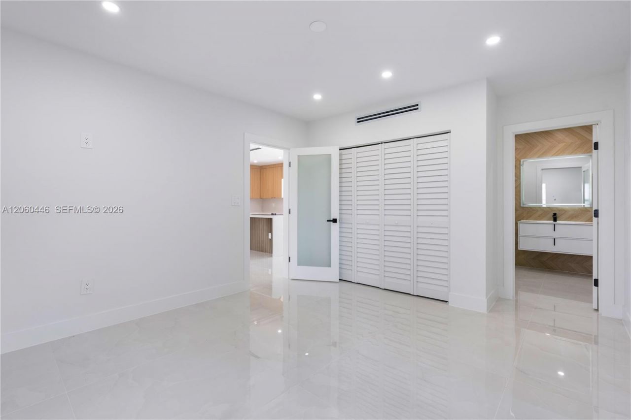 35 Allen Rd , West Park, FL 33023 Photo