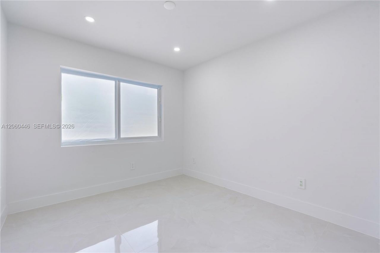 35 Allen Rd , West Park, FL 33023 Photo