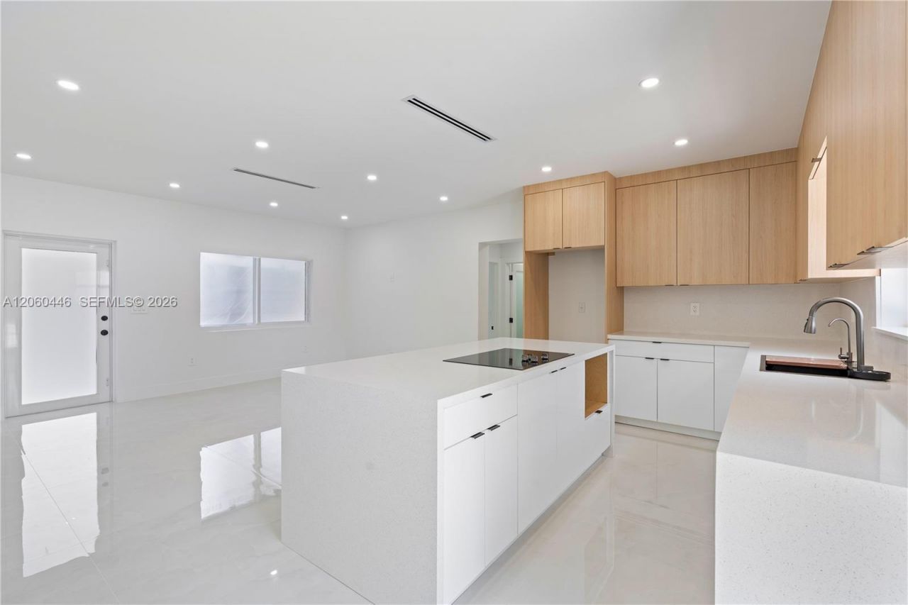 35 Allen Rd , West Park, FL 33023 Photo