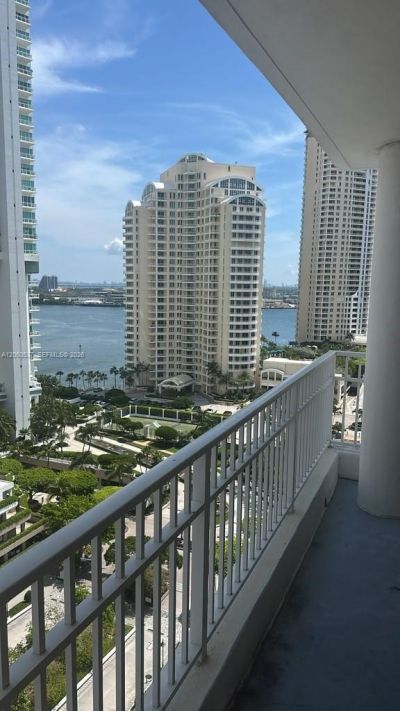 701 Brickell Key Blvd, Unit 1808, Miami, FL 33131 Photo