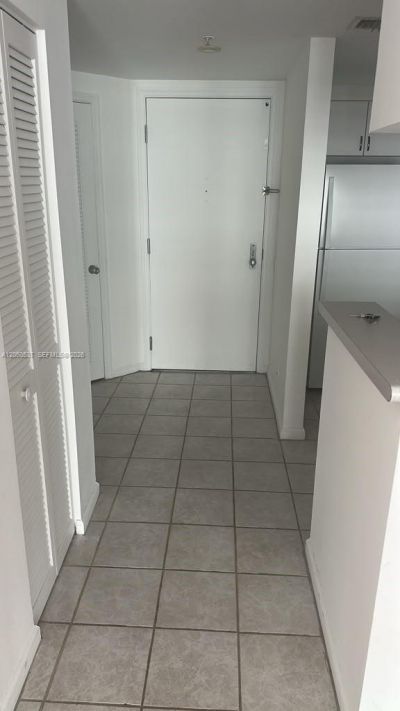 701 Brickell Key Blvd, Unit 1808, Miami, FL 33131 Photo