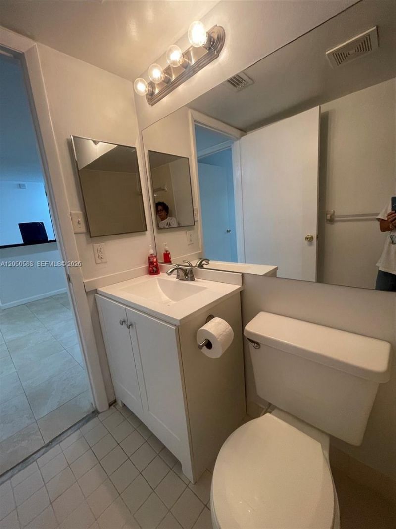 530 S Park Rd , Unit 28-11, Hollywood, FL 33021 Photo