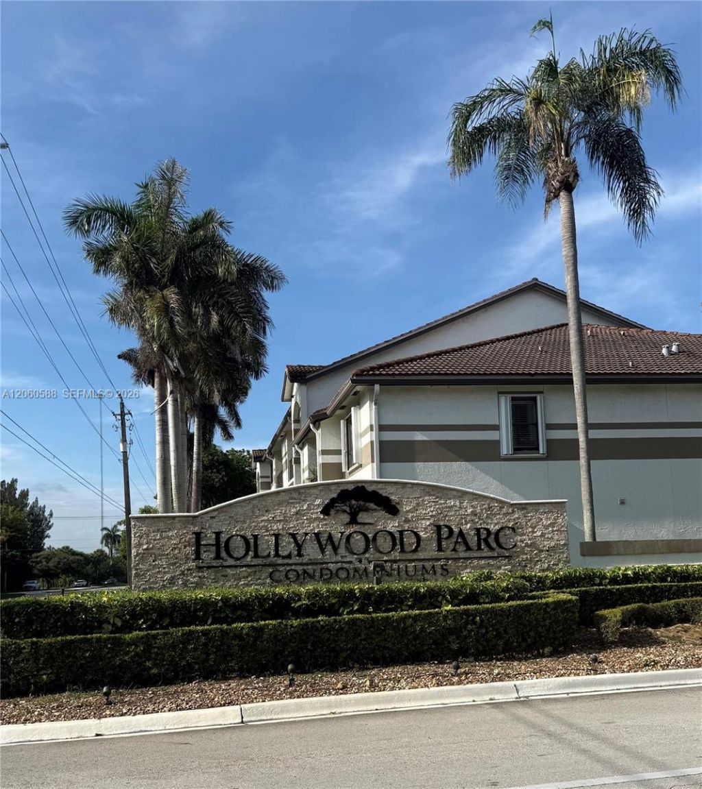 530 S Park Rd , Unit 28-11, Hollywood, FL 33021 Photo
