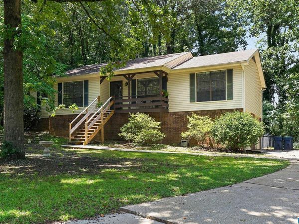2008 KING CHARLES COURT, ALABASTER, AL 35007