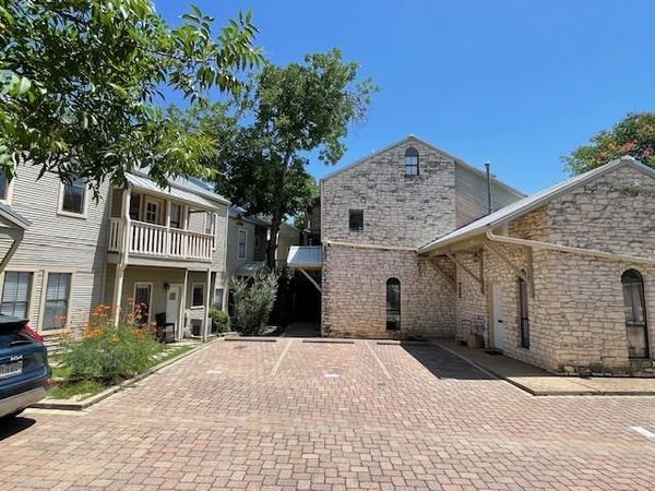 4401 Speedway, Unit 109, Austin, TX 78751