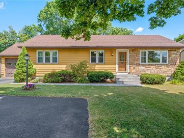 392 Genesee Street, Oneida, NY 13421