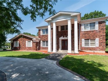 201 Naramore Drive, Batavia, NY 14020