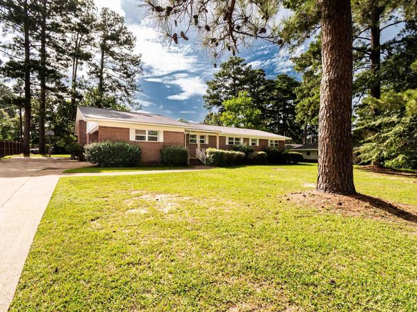 1717 Pineview, Magnolia, AR 71753