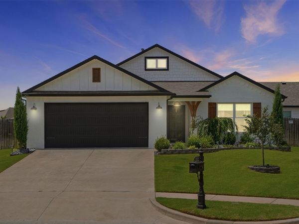2016 W El Dorado Circle , Broken Arrow, OK 74011